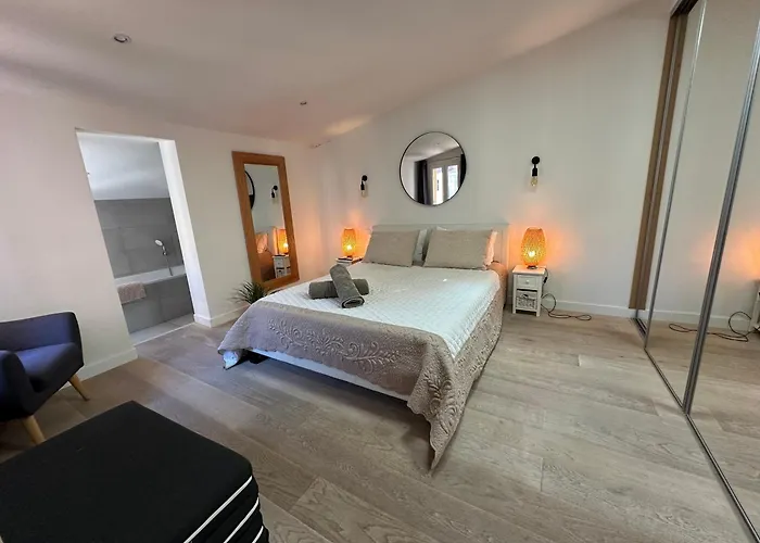 Gorgeous Brand New 2 Bedrooms