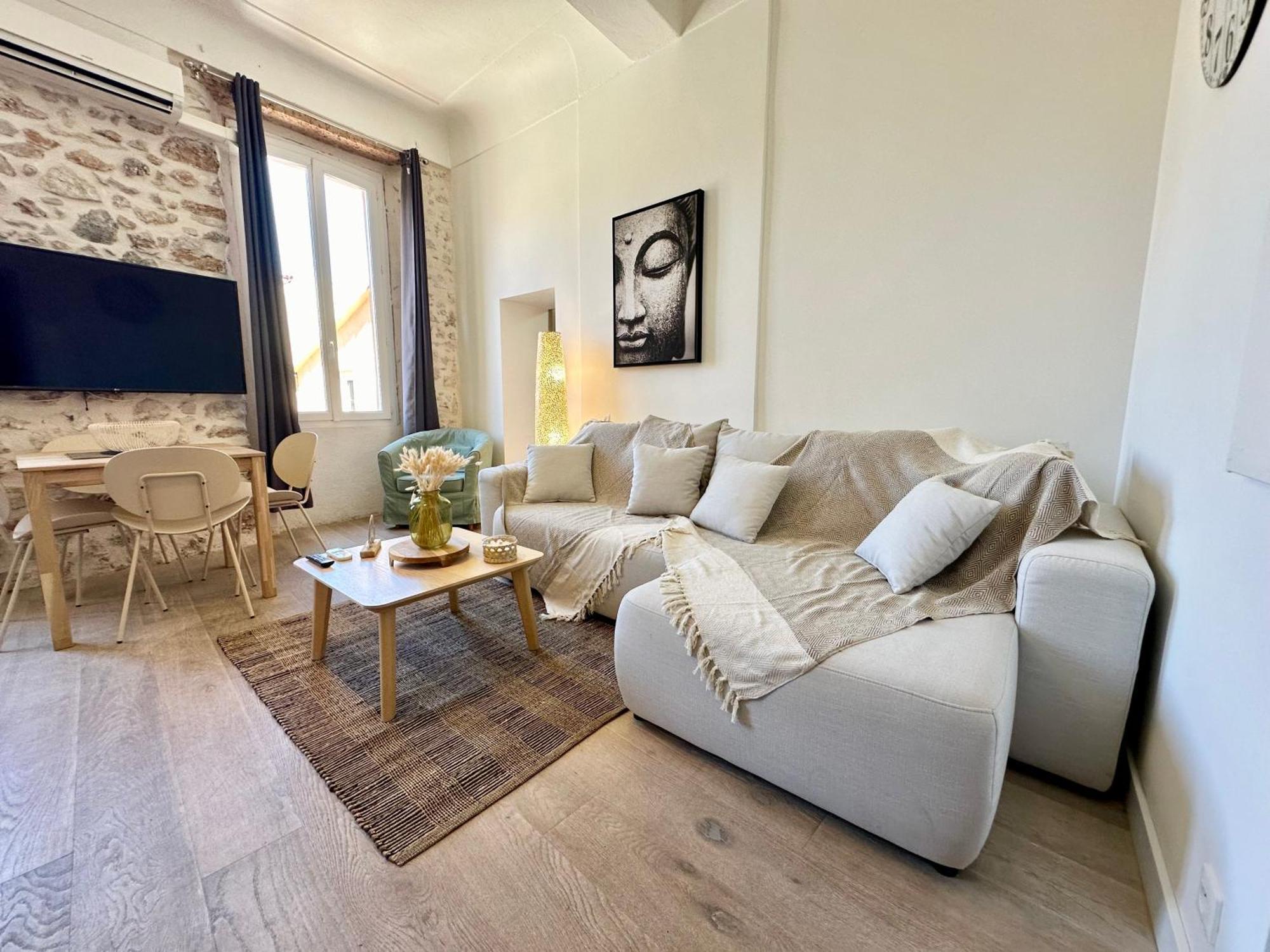 Apartment Gorgeous Brand New 2 Bedrooms Antibes